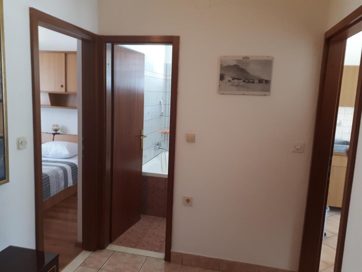 Apartman Emilio Baška Voda Exterior foto